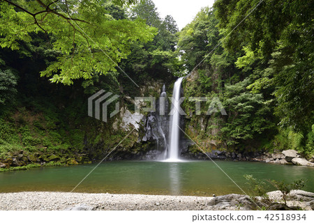 Hakkado Waterfall Kanpo Kogen (Toyooka City, Hyogo Prefecture) 42518934