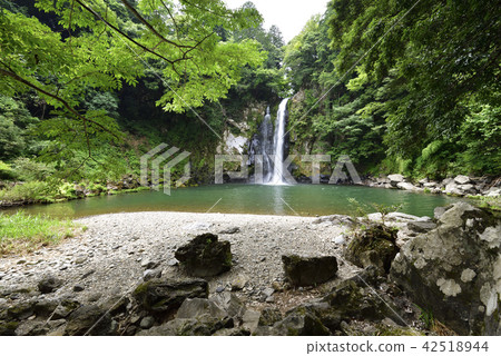 Hakkado Waterfall Kanpo Kogen (Toyooka City, Hyogo Prefecture) 42518944
