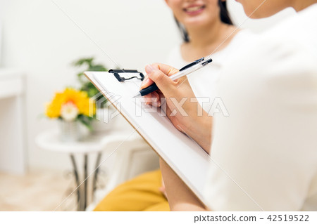 Beauty counseling 42519522