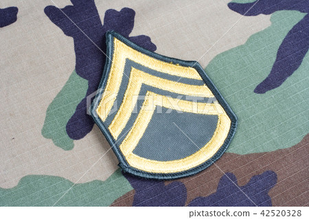 US ARMY Staff Sergeant rank patch on uniform 42520328
