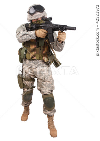 US soldier with rifle 42521972