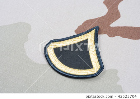 US ARMY Private First Class rank patch on uniform 42523704