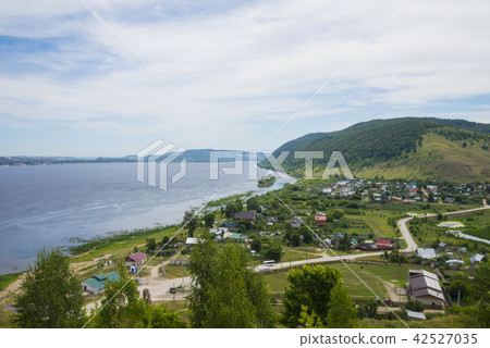 Shiryaevo village around Zhigulevsky mountains Shiryaevo village around Zhigulevsky mountains 42527035