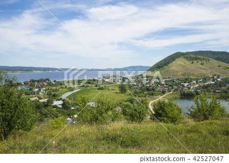 Shiryaevo village around Zhigulevsky mountains 42527047