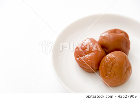 Salted plum  42527909