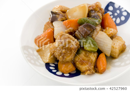 sweet and sour pork	 42527960