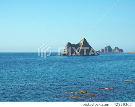 Shikotan Wind Rock in Hokkaido 42529363