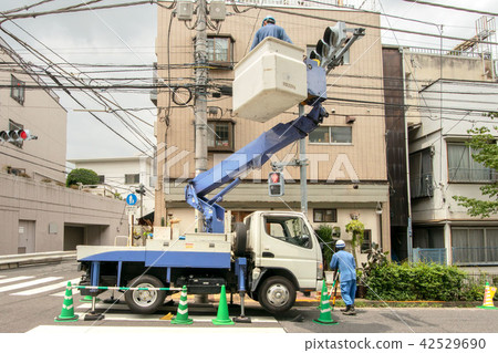 Wire inspection operation 42529690