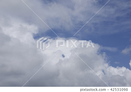 Sky above heavy rain 42531098