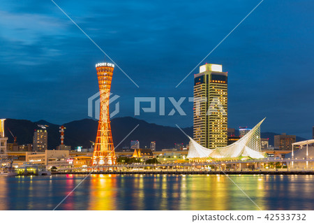 Cityscape view of Skyline and Port of Kobe Tower 42533732