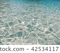 clear sea water  42534117