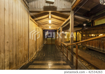 溫泉入口 42534263