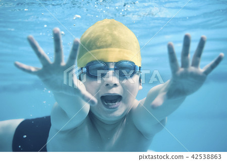 Children enjoy swimming 42538863