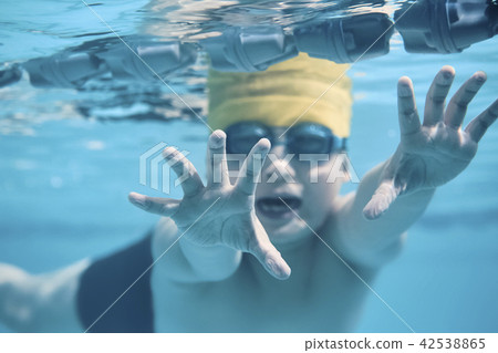 Children enjoy swimming 42538865