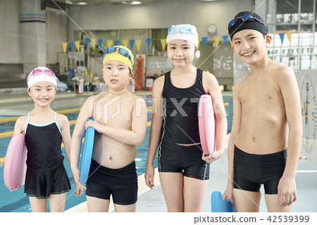 Swimming children Swimming children 42539399