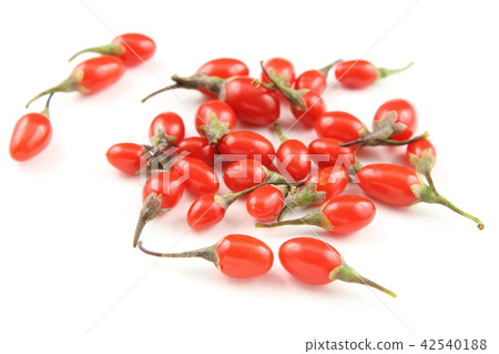fresh goji berries isolated on a white background 42540188