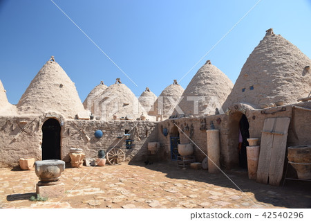 Turkish Shan Urfa Old Testament Settlement Haran Beehive House (House of Sunburi Bricks) Courtyard 42540296