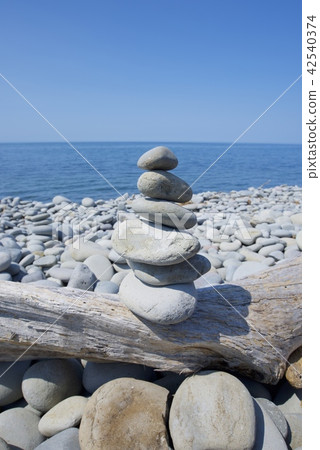 Ringing stone beach in Kotori-cho, Tottori prefecture (Hanami coast) 42540374