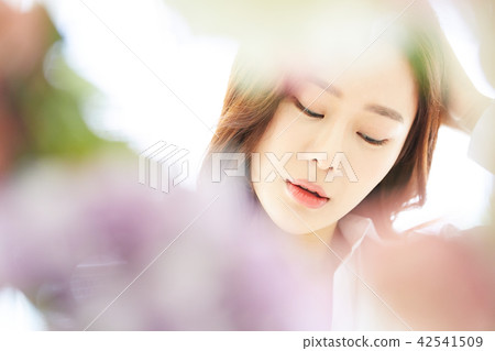 Female beauty portrait Female beauty portrait 42541509