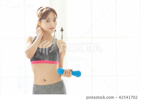 女子運動服練習 女子運動服練習 42541702