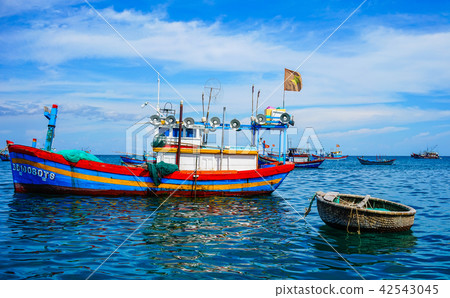 Seascape of Quy Nhon, Vietnam Seascape of Quy Nhon, Vietnam 42543045