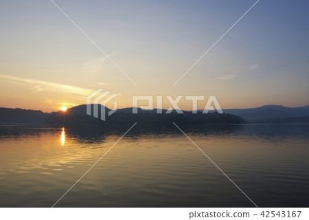 Dawn's Togo Lake (From the Hawaii hot spring side) 42543167