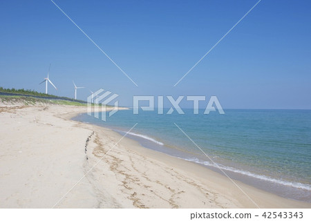 Windmill of the Hokusaku sand dune wind farm in Tottori prefecture 42543343