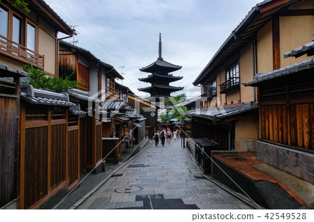 Tower of Yasaka Kyoto City Rainy weather 42549528