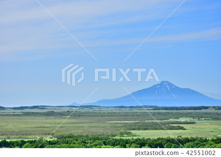 View of Rishiri from Sarobetsu Miyanodadai Observatory 42551002