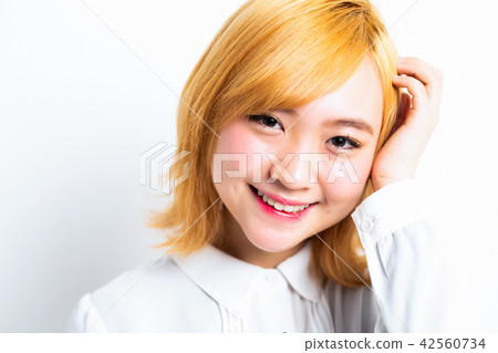 Female portrait facial expression Female portrait facial expression 42560734