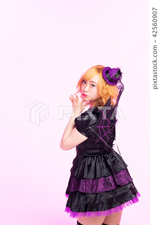 Female portrait cosplay 42560907