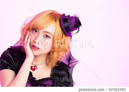 Female portrait cosplay 42561091