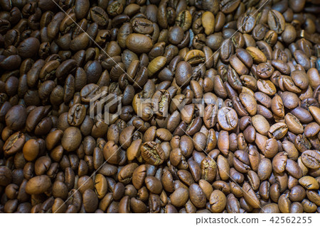 Roasted Coffee Beans 42562255