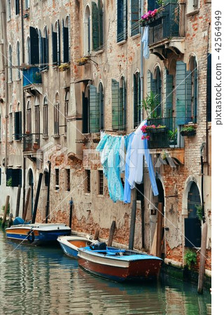 Venice boat alley Venice boat alley 42564949
