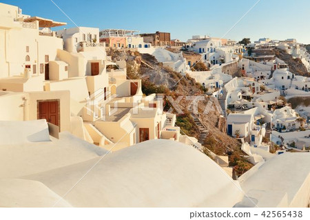 Santorini skyline 42565438