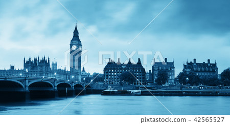 House of Parliament 42565527