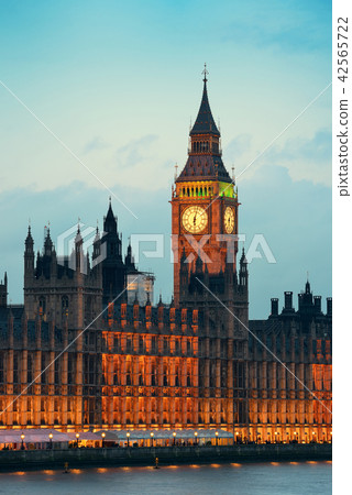House of Parliament 42565722