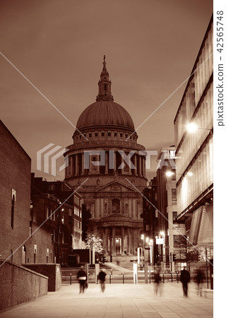 St Paul's cathedral St Paul's cathedral 42565748