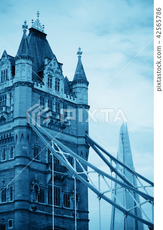 Tower Bridge London 42565786