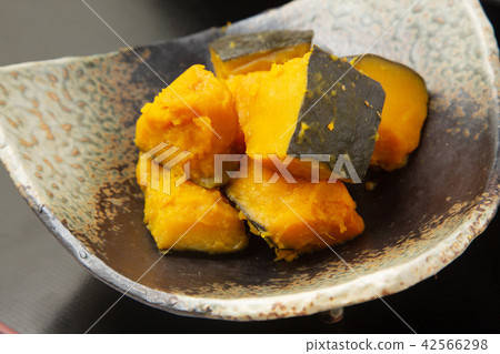 Boiled pumpkin  42566298