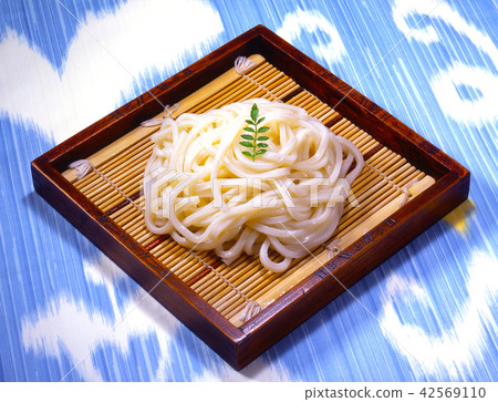 Zaru udon 42569110