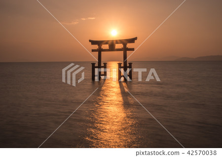 Shirahashi Shrine的黎明 Shirahashi Shrine的黎明 42570038