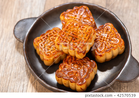 Mid-Autumn Festival Tsukimochi Dengyo 團圓 Award Moon Moon Festival Moon cake Geppei Moon Viewing Mid-Autumn Festival Tsukimochi Dengyo 團圓 Award Moon Moon Festival Moon cake Geppei Moon Viewing 42570539
