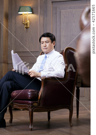 商人,商業,首席執行官,總統,代表,辦公室,辦公室,辦公室,公司 商人,商業,首席執行官,總統,代表,辦公室,辦公室,辦公室,公司 42571665