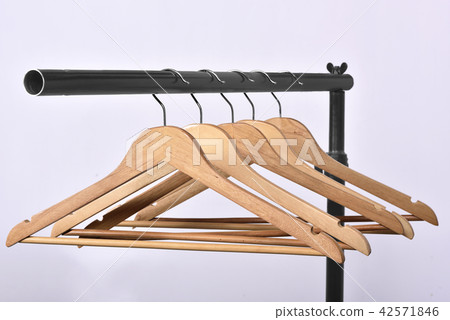 Clothes hanger 42571846