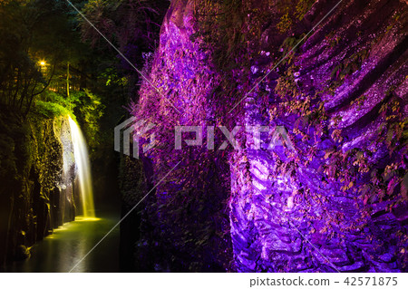 高千穗峽谷瑪奈瀑布照亮[宮崎縣] 42571875