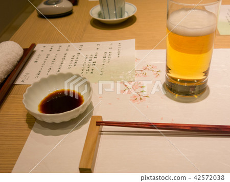 Beer and soy sauce dishes: Japanese dishes 42572038