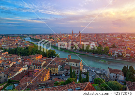 Panoramic aerial view of Verona, Italy 42572076