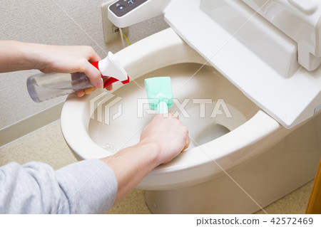 Toilet soot Toilet soot 42572469