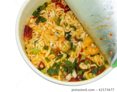 noodles spicy shrimp 42573677